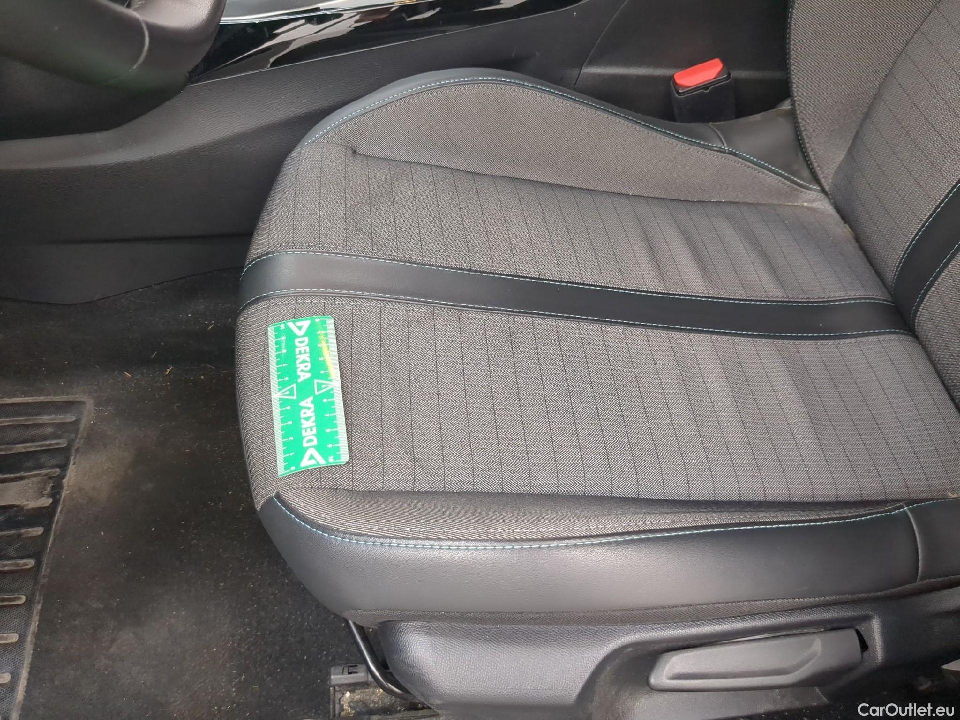  Peugeot  208  Allure 1.2 PureTech 100CV BVM6 E6d #2