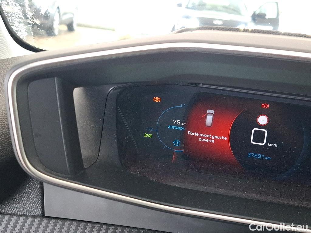  Peugeot  208  Allure Business 1.2 PureTech 100CV BVM6 E6d #33