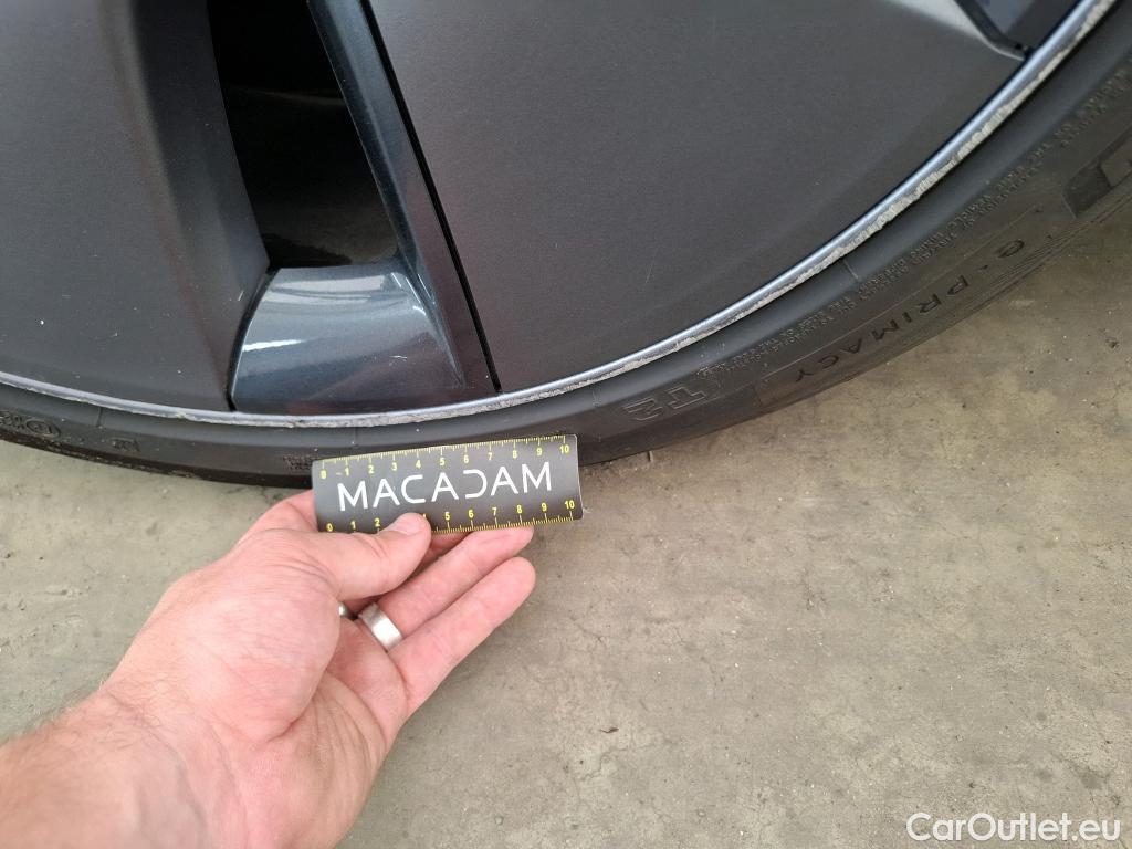  Tesla  Model 3 TESLA  / 2018 / 4P / Berline - #47