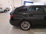  Bmw  Serie 3 BMW  / 2018 / 5P / STATION WAGON 318D 48V BUSINESS ADVANTAGE TOURING AUTO #58