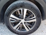  Peugeot  3008 PEUGEOT  / 2020 / 5P / SUV BLUEHDI 130 EAT8 SeS ALLURE #19