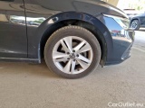  Volkswagen  Golf  VOLKSWAGEN / 2019 / 5P / BERLINA 2.0 TDI SCR 85KW LIFE DSG #91