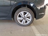  Volkswagen  Golf  VOLKSWAGEN / 2019 / 5P / BERLINA 2.0 TDI SCR 85KW LIFE DSG #95