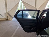  Volkswagen  Golf  VOLKSWAGEN / 2019 / 5P / BERLINA 2.0 TDI SCR 85KW LIFE DSG #111