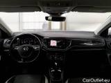  Volkswagen  T-ROC VOLKSWAGEN  / 2017 / 5P / SUV 1.5 TSI ACT ADVANCED BMT DSG #3