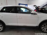  Volkswagen  T-ROC VOLKSWAGEN  / 2017 / 5P / SUV 1.5 TSI ACT ADVANCED BMT DSG #47