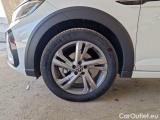 Volkswagen  Taigo VOLKSWAGEN  / 2021 / 5P / SUV 1.0 TSI 81KW R-LINE DSG #59