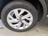  Volkswagen  Tiguan VOLKSWAGEN  / 2020 / 5P / SUV 2.0 TDI SCR 110KW ELEGANCE DSG #55