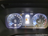  Volvo  XC 40 VOLVO XC40 / 2017 / 5P / SUV B4 AWD AUTOMATICO MOMENTUM PRO #4