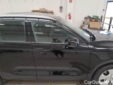  Volvo  XC 40 VOLVO XC40 / 2017 / 5P / SUV B4 AWD AUTOMATICO MOMENTUM PRO #37
