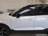  Volvo  XC 40 VOLVO XC40 / 2017 / 5P / SUV T3 AUTOMATICO R-DESIGN #37