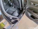  Volvo  XC60 VOLVO  / 2017 / 5P / SUV B4 AUTOMATICO MOMENTUM #100