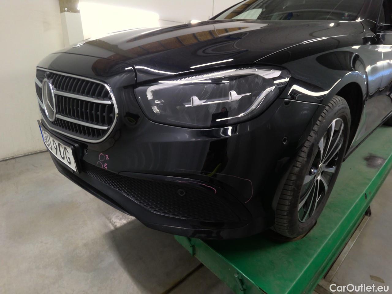  Mercedes  E-Klasse E 300 de T SE Edition Aut #3