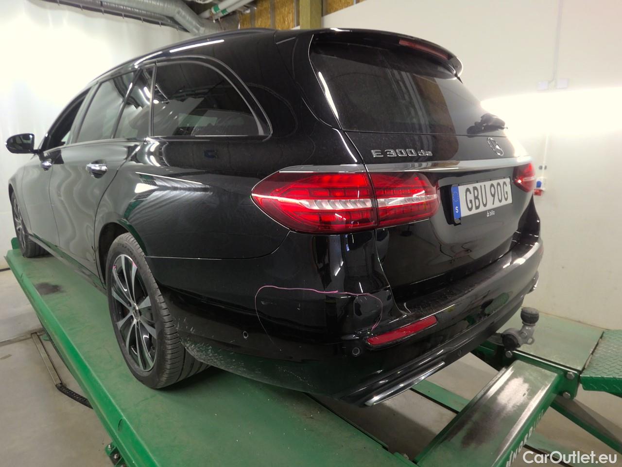  Mercedes  E-Klasse E 300 de T SE Edition Aut #18