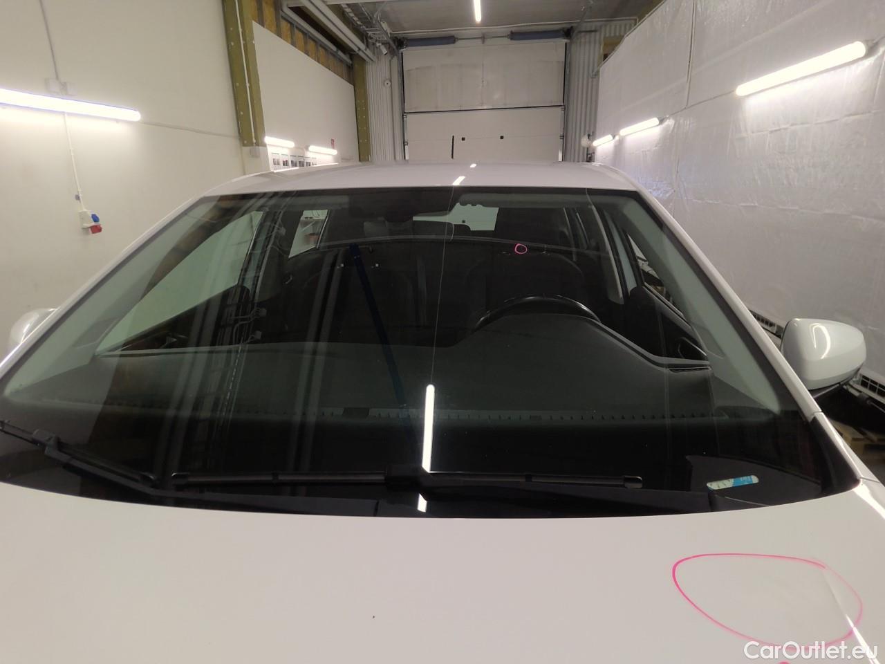  Volkswagen  Polo  1.0 TSI 95 5d #23