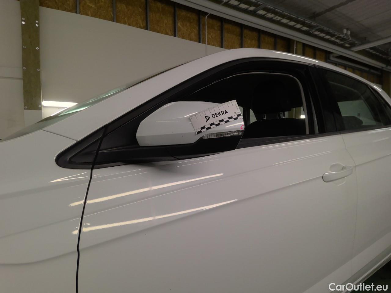  Volkswagen  Polo  1.0 TSI 95 5d #18