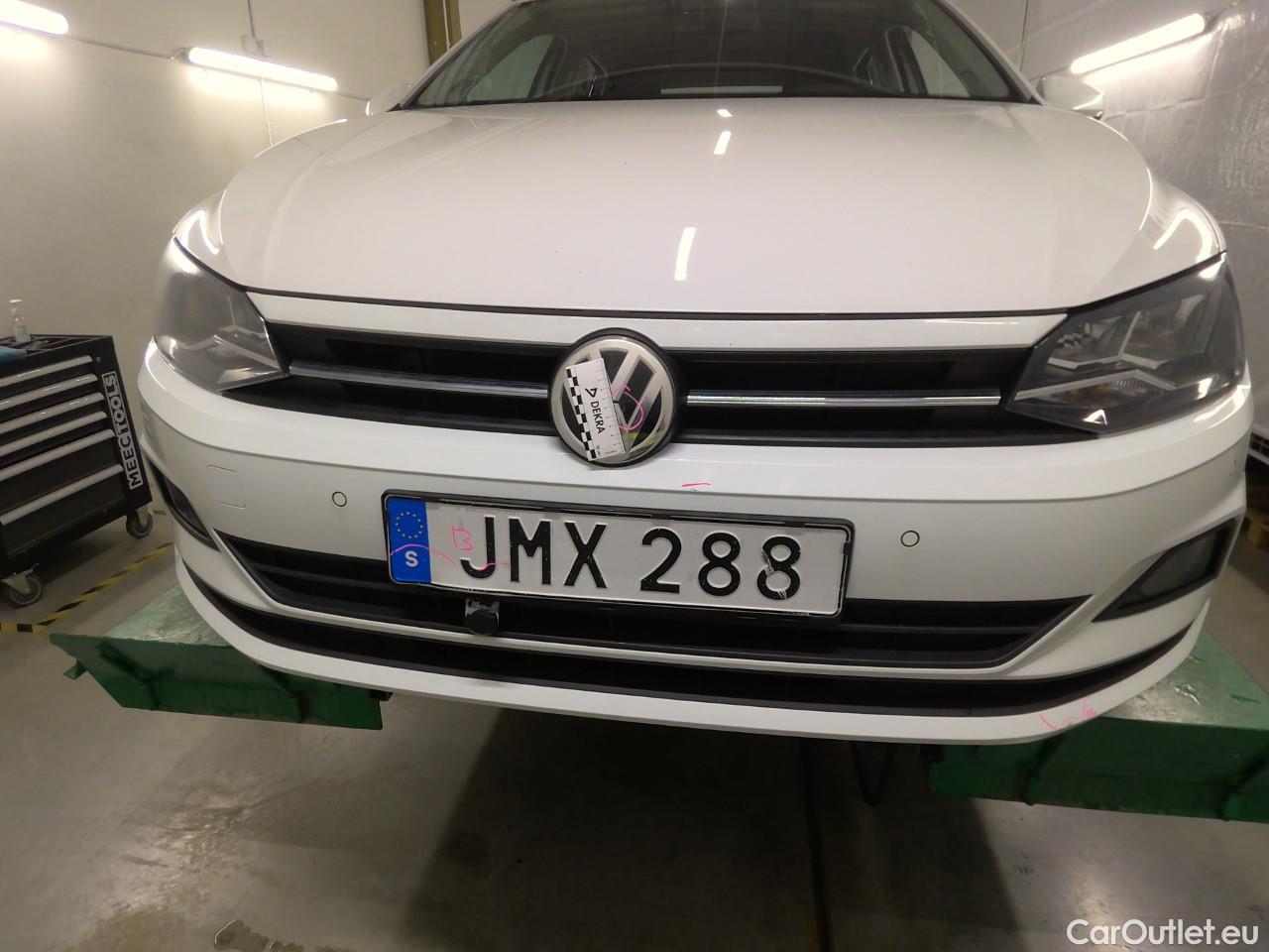  Volkswagen  Polo  1.0 TSI 95 5d #6