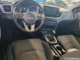  KIA  Cee'd KIA  1.5 T-GDI 160KM 6MT M 5d #8