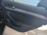  Volkswagen  Passat Volkswagen  2.0 TDI EVO 150 KM 6 biegów Business 4d #31