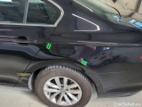  Volkswagen  Passat Volkswagen  2.0 TDI EVO 150 KM 6 biegów Business 4d #49