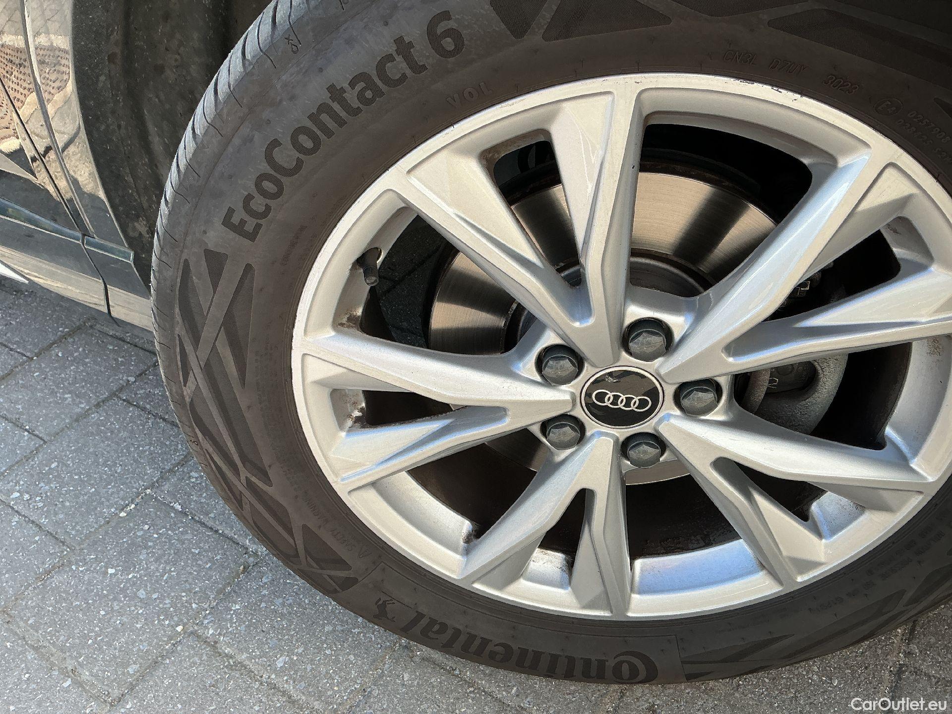  Audi  Q3 Audi,  SB '19,  SB 35 TDi 110kW S L.B.Str. #24
