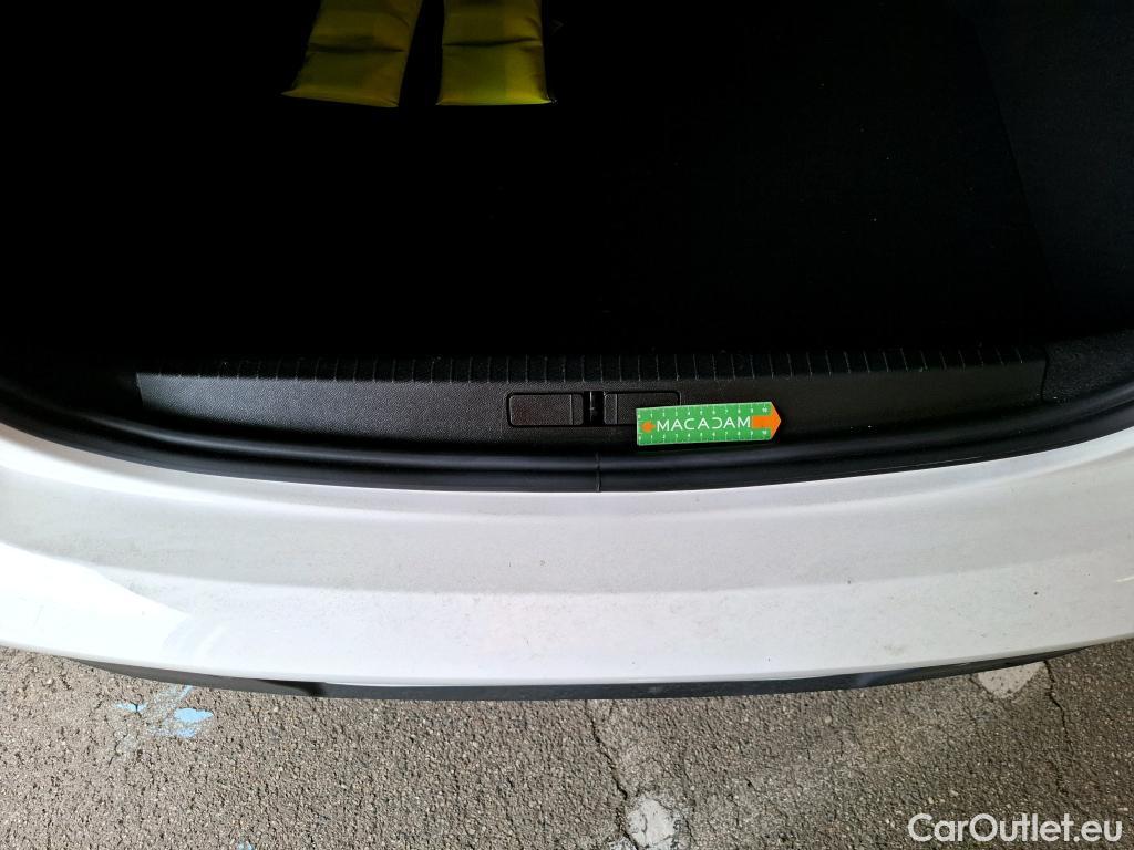  Peugeot  208  Style 1.2 PureTech 75CV BVM5 E6d #31