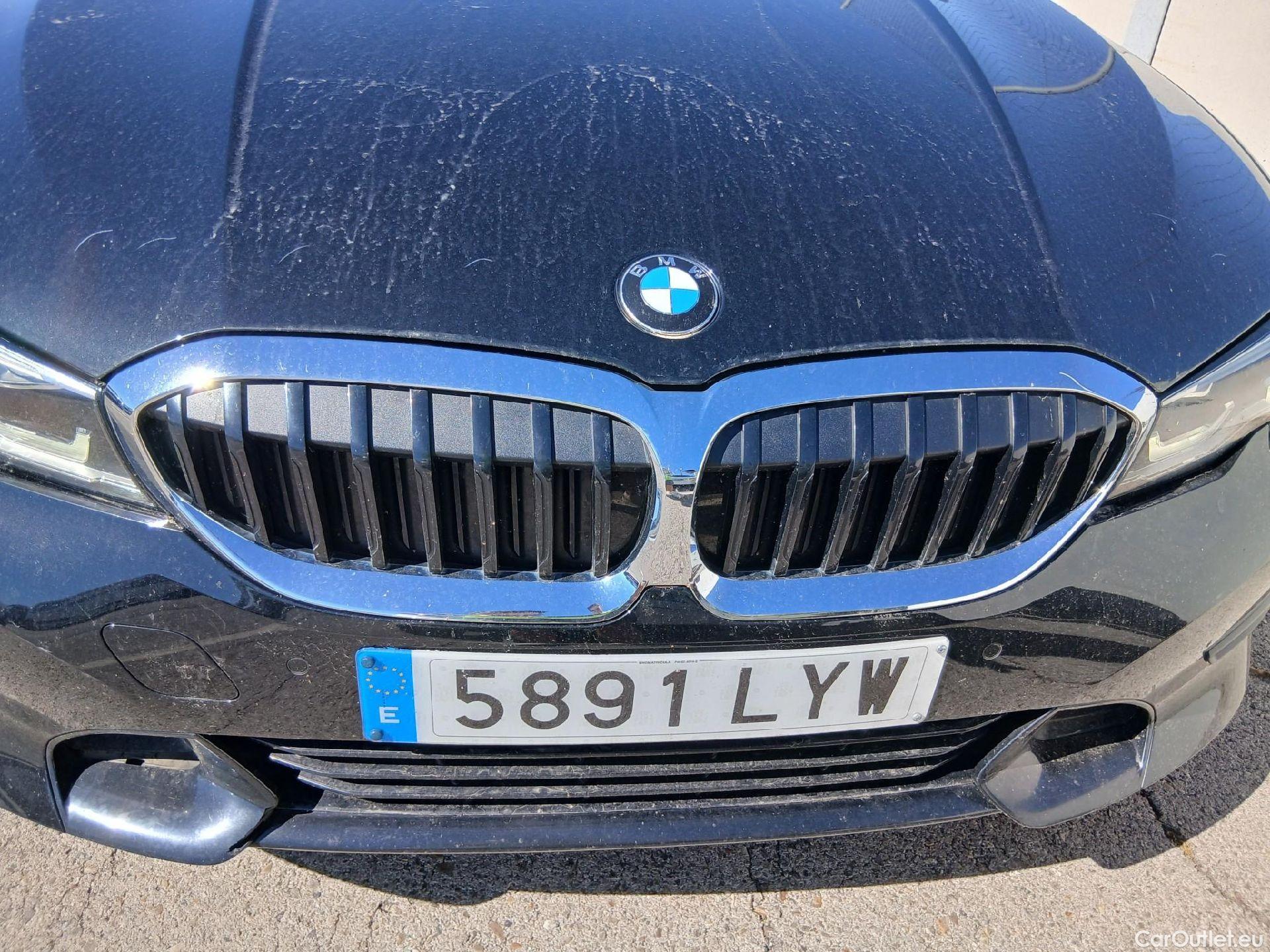  Bmw  Serie 3 BMW  / 2019 / 5P / familiar 320d Auto.Touring #13