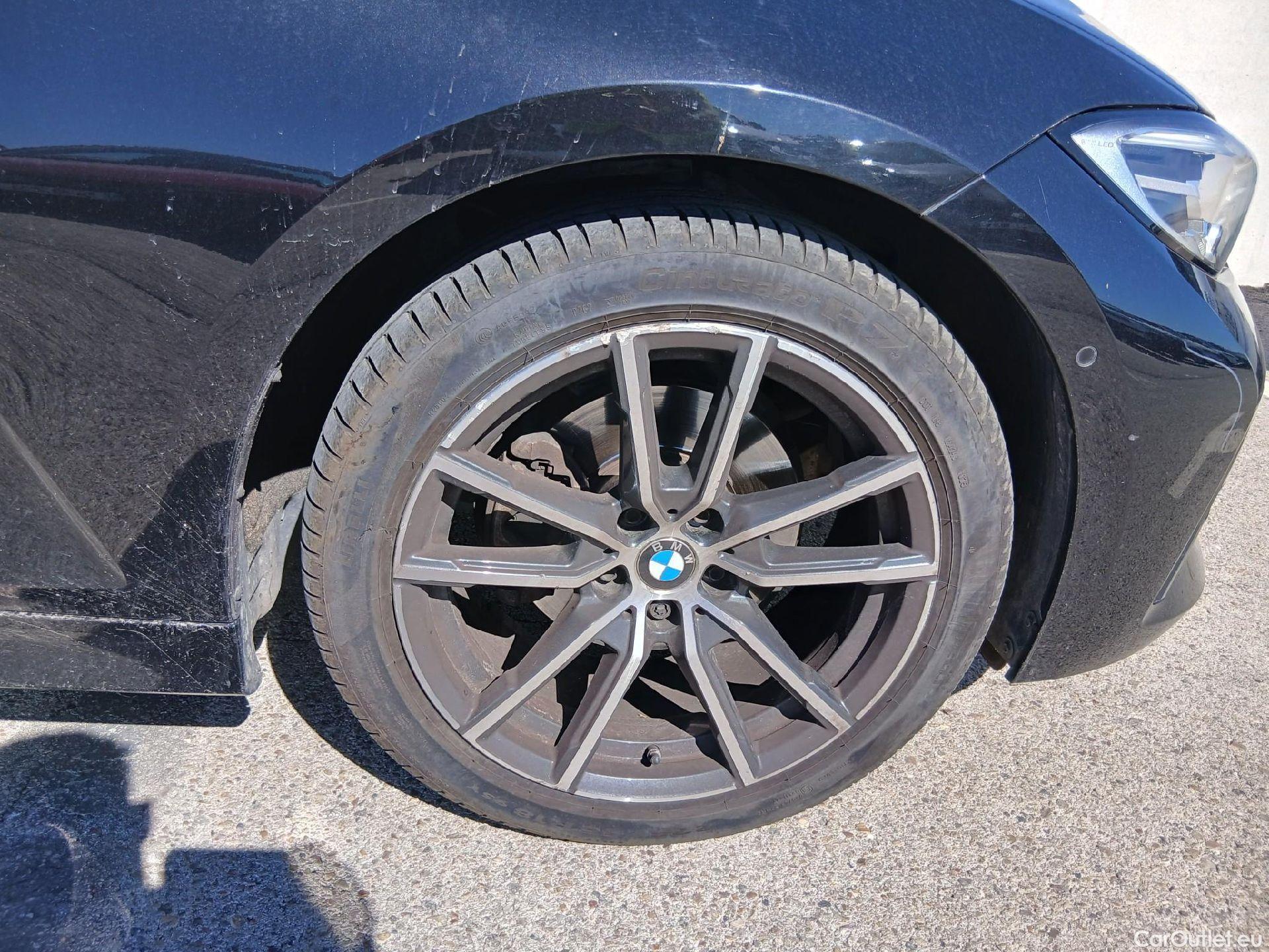  Bmw  Serie 3 BMW  / 2019 / 5P / familiar 320d Auto.Touring #42