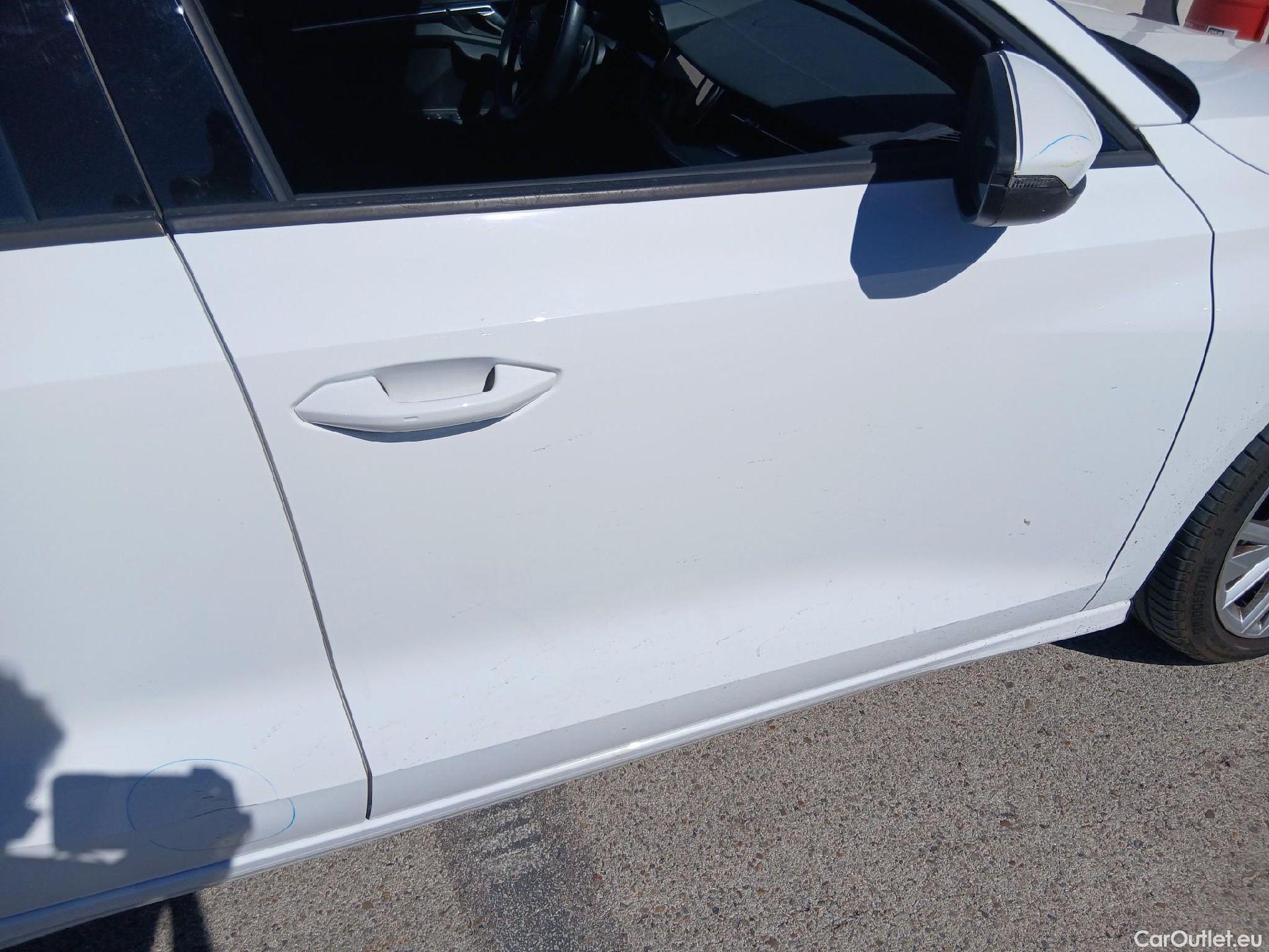  Audi  A3 AUDI  / 2020 / 5P / berlina con portón Sportback Advanced 30 TFSI 81kW S tronic (AC) #26