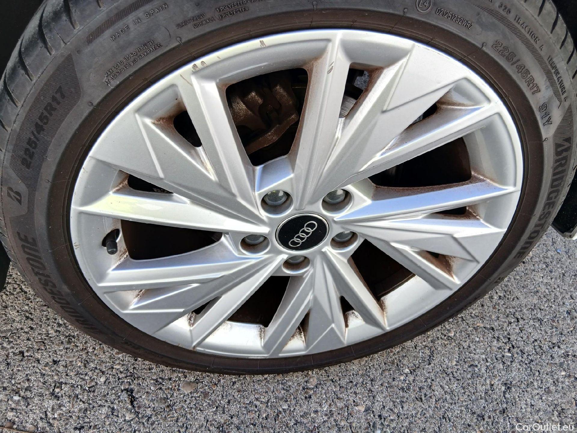  Audi  A3 AUDI  / 2020 / 5P / berlina con portón Sportback Advanced 30 TFSI 81kW S tronic (AC) #14