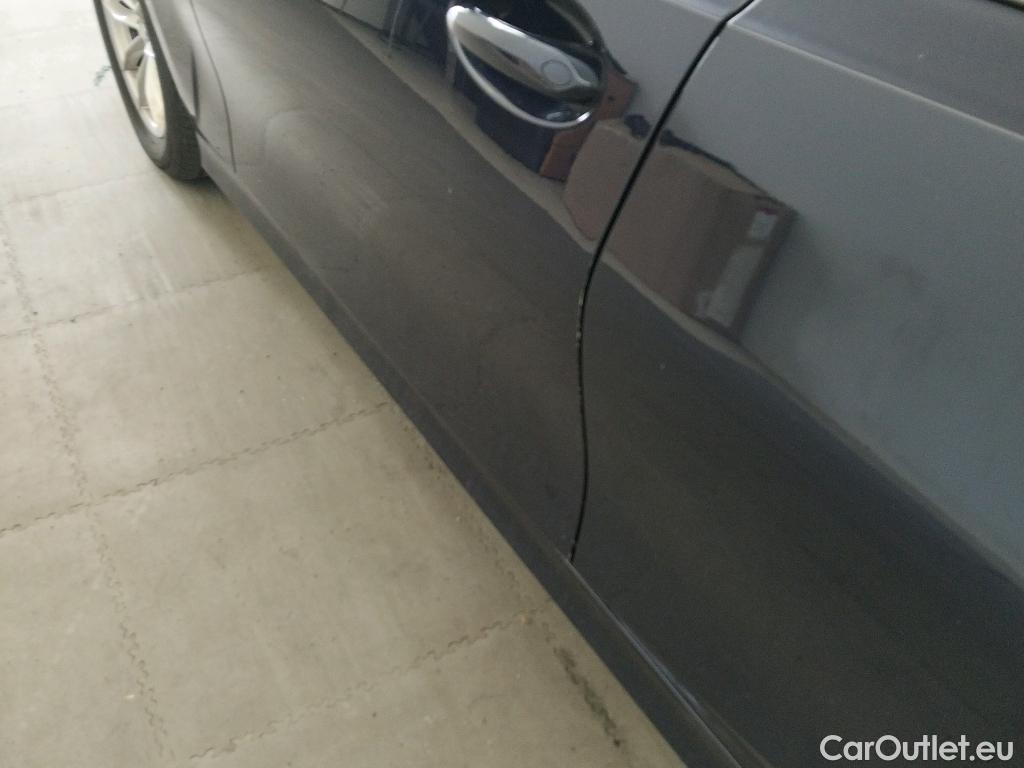  Bmw  Serie 3 BMW  / 2018 / 4P / sedán 318d Auto. #5