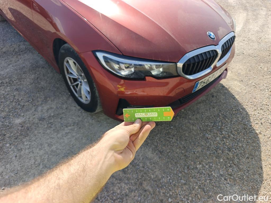  Bmw  Serie 3 BMW  / 2018 / 4P / sedán 318d Auto. #3