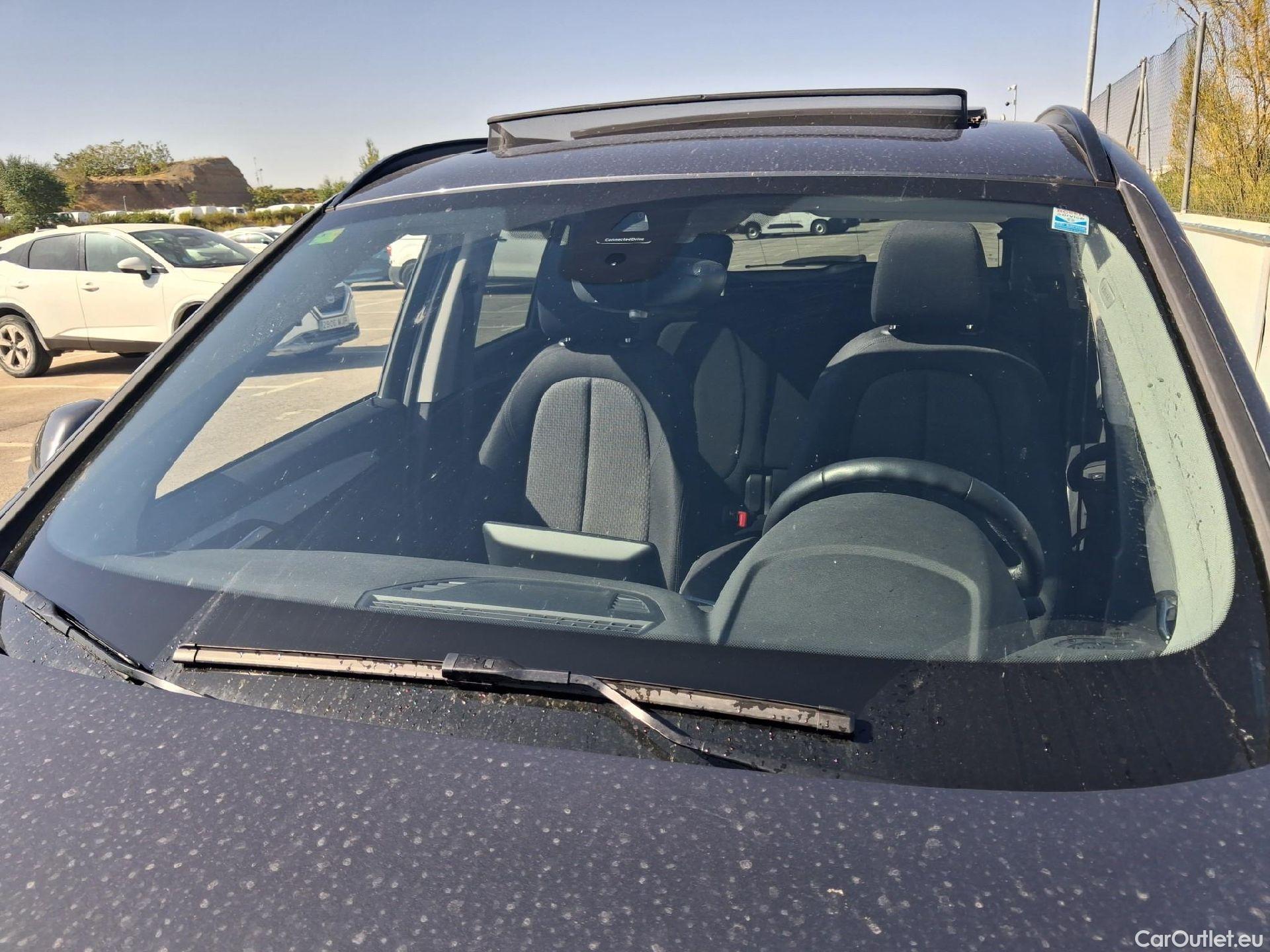  Bmw  X1 BMW  sDrive18i (CX2) #1