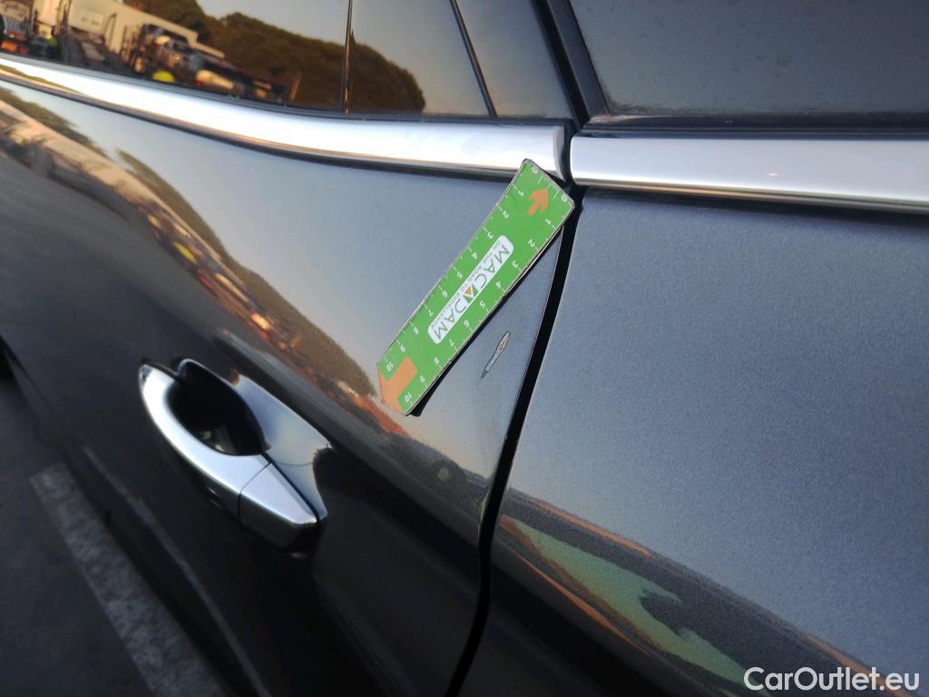  DS  DS7 DS DS 7 Crossback / 2017 / 5P / todoterreno BlueHDi DE 96kW (130CV) AT. PERF.LINE #12