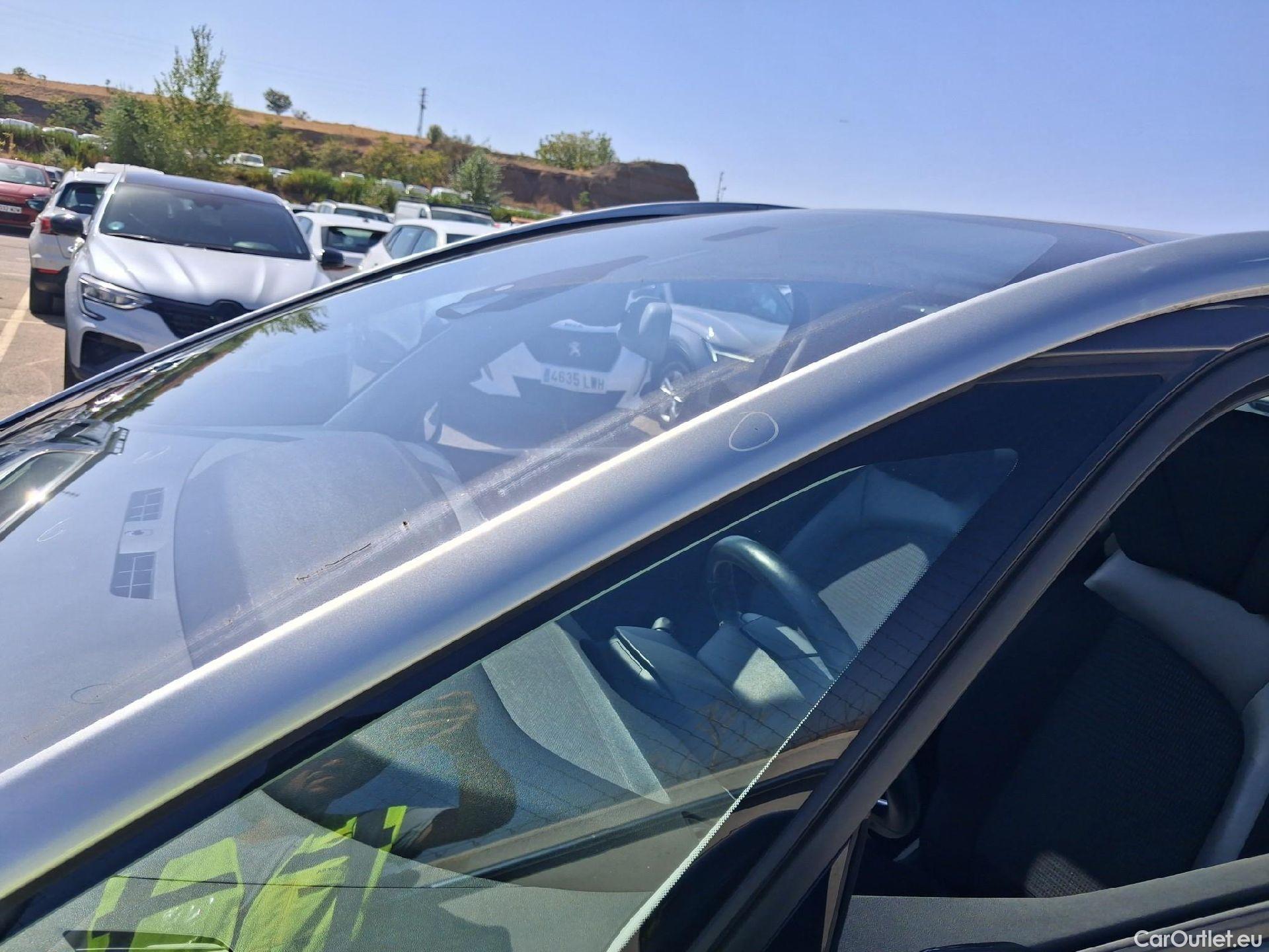 Citroen  C4 Grand Picasso CITROEN Grand C4 Spacetourer / 2016 / 5P / monovolumen PureTech 96KW (130CV) S&S 6v Shine #33