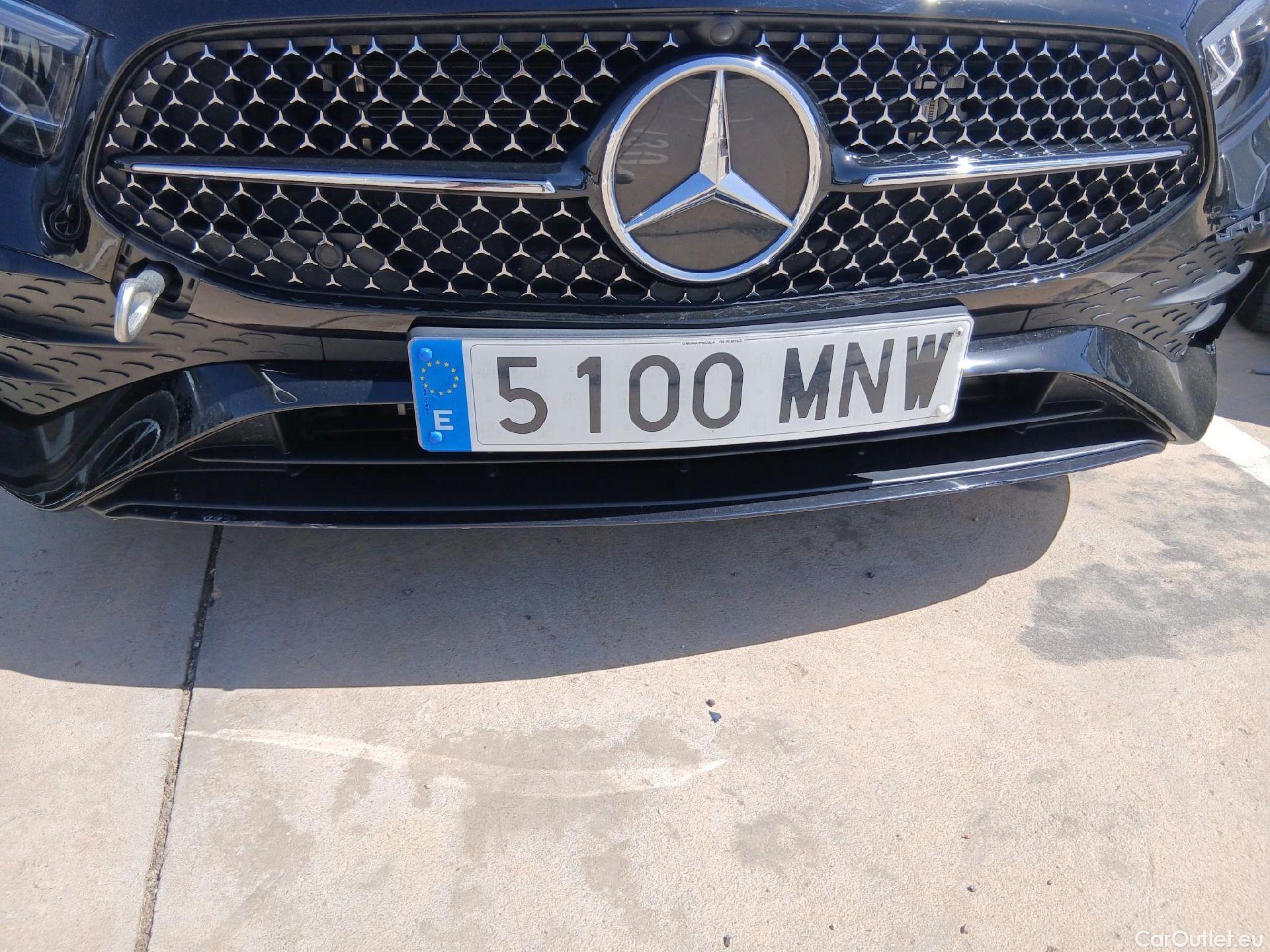  Mercedes  A-Klasse MERCEDES-BENZ Clase A / 2022 / 5P / berlina con portón A 250 e #9