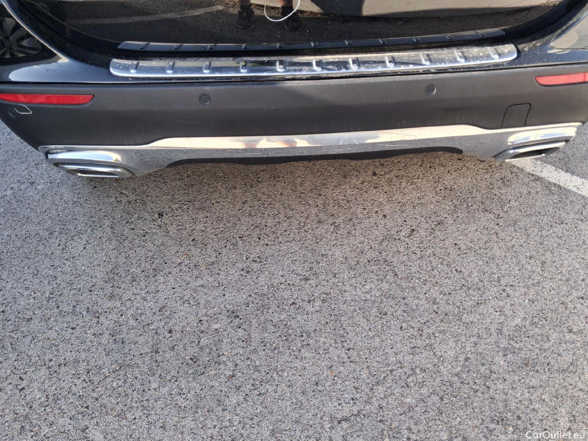  Mercedes  GLA MERCEDES-BENZ  / 2020 / 5P / todoterreno  250 e #36