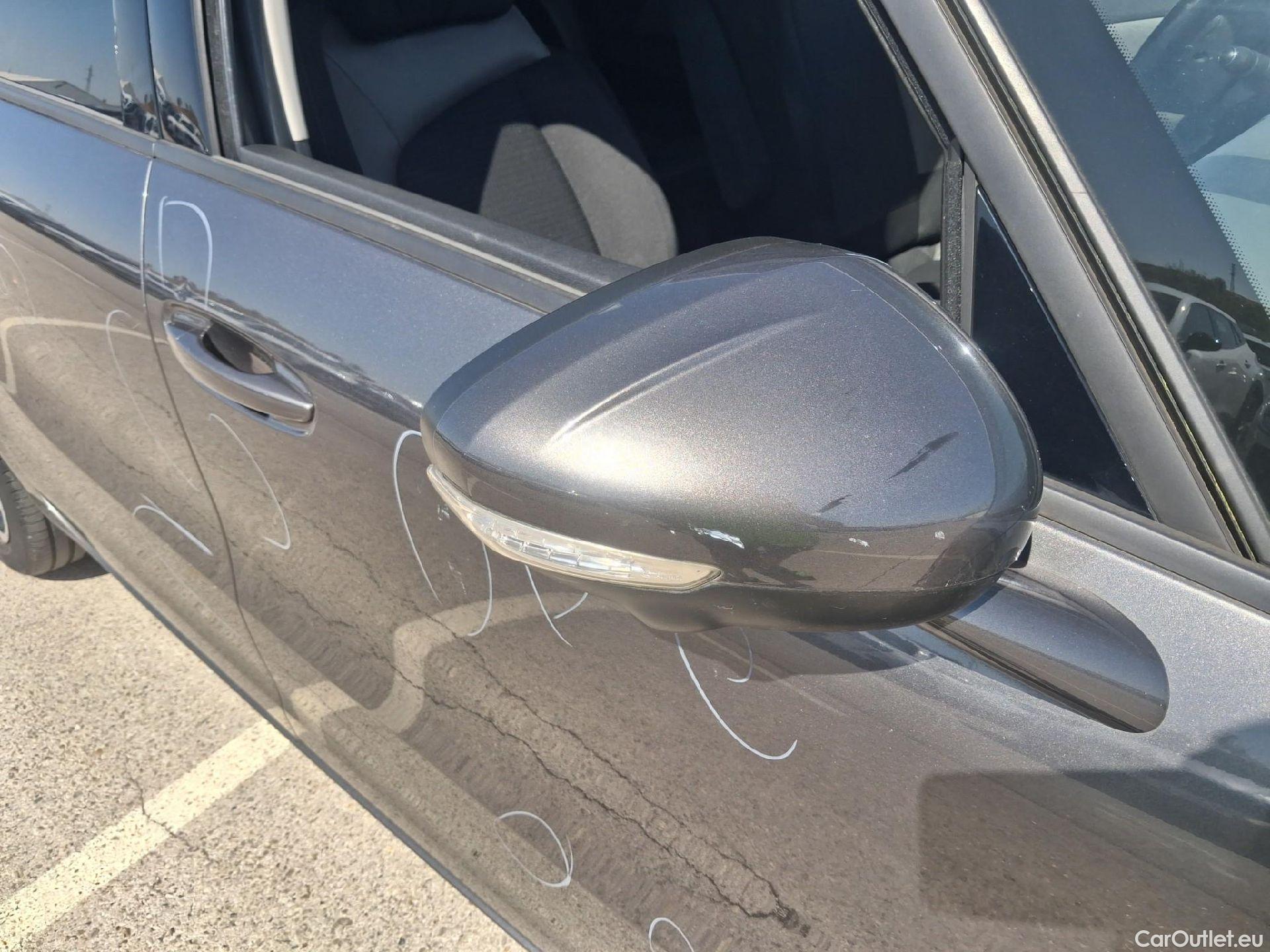  Citroen  C4 Grand Picasso CITROEN Grand C4 Spacetourer / 2016 / 5P / monovolumen PureTech 96KW (130CV) S&S 6v Shine #64
