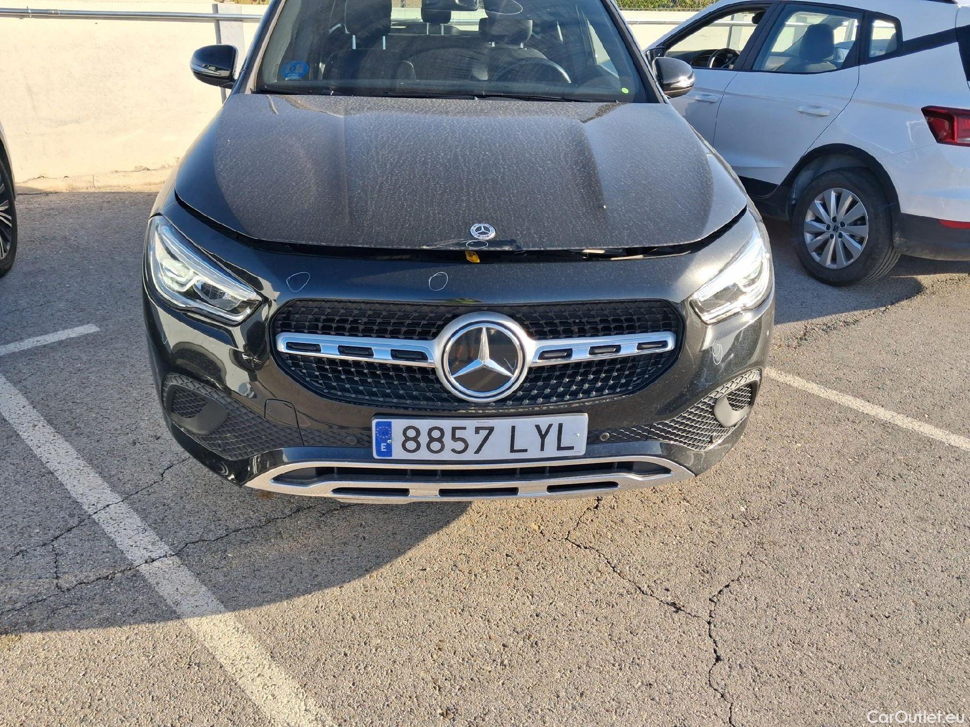  Mercedes  GLA MERCEDES-BENZ  / 2020 / 5P / todoterreno  250 e #16