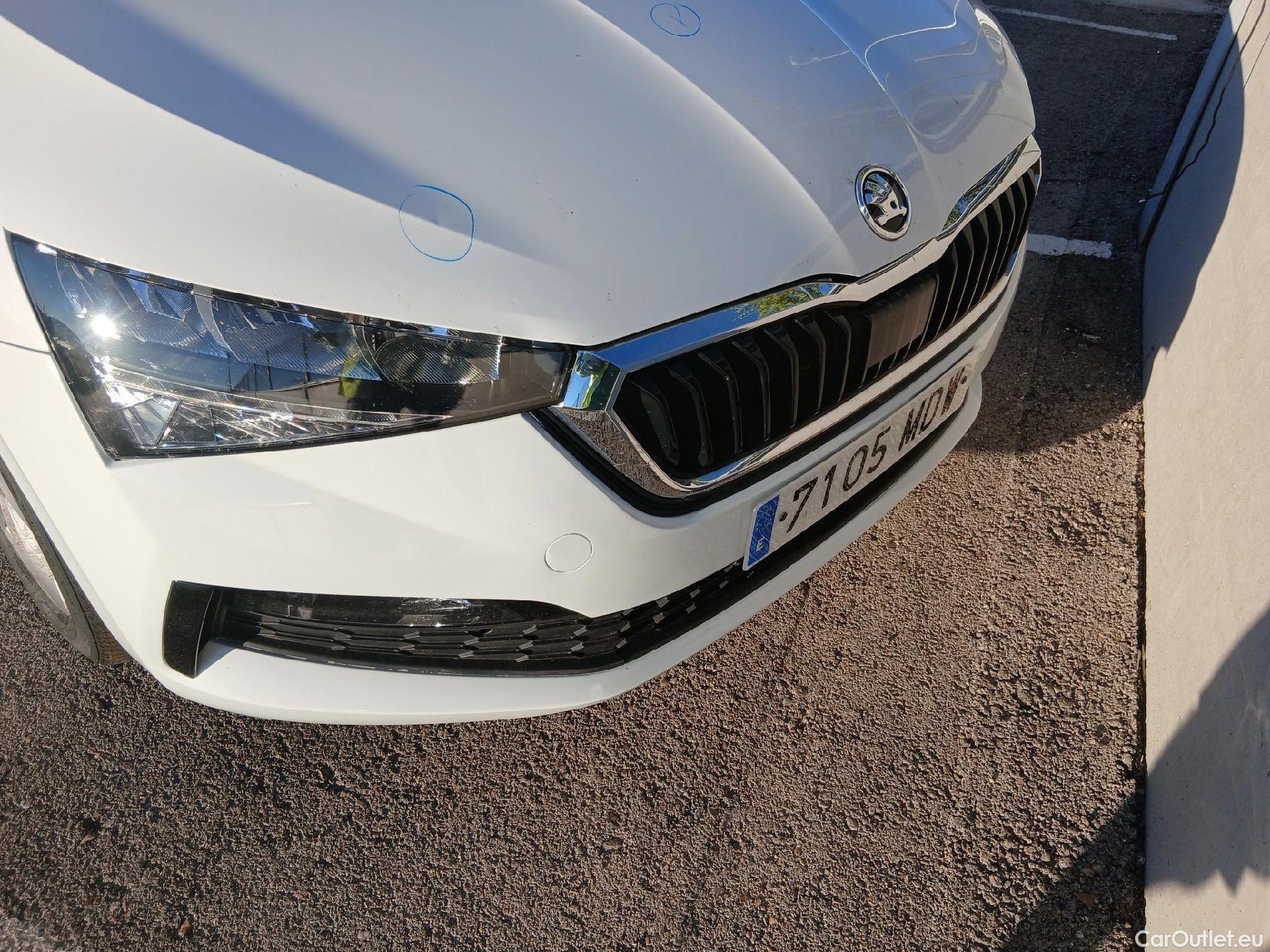  Skoda  Scala SKODA  / 2019 / 5P / berlina con portón 1.0 TSI 81KW (110 CV) Ambition #7