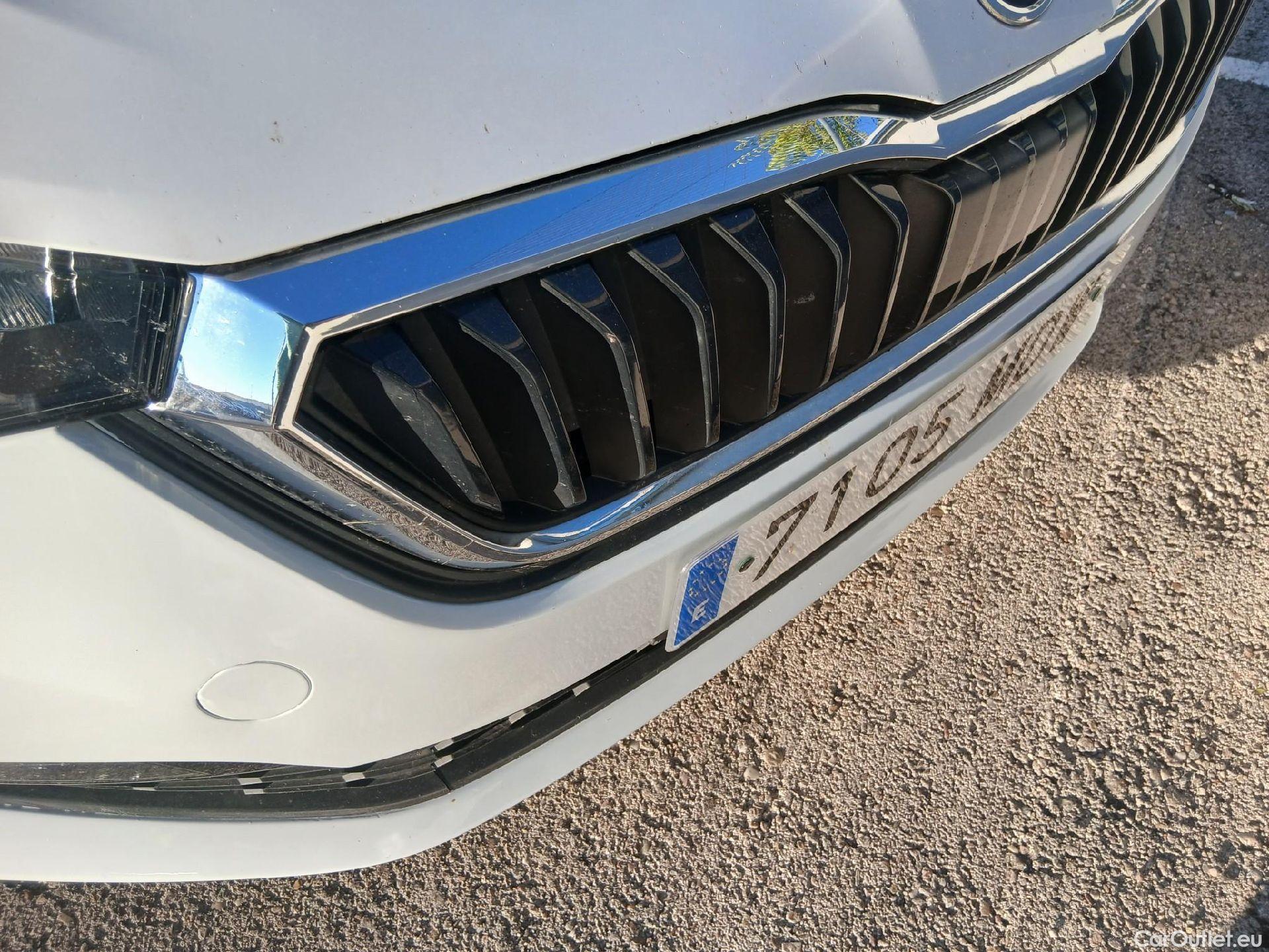  Skoda  Scala SKODA  / 2019 / 5P / berlina con portón 1.0 TSI 81KW (110 CV) Ambition #11