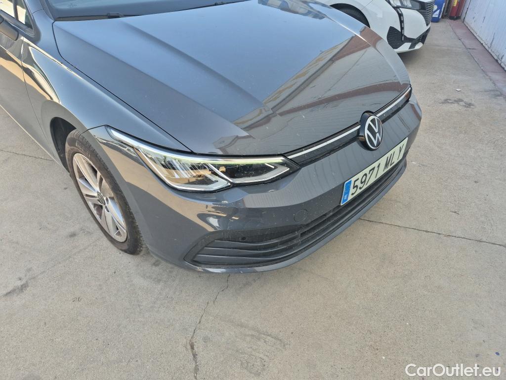  Volkswagen  Golf  VIII Berlina Life 2.0 TDI 115CV MT6 E6d #18