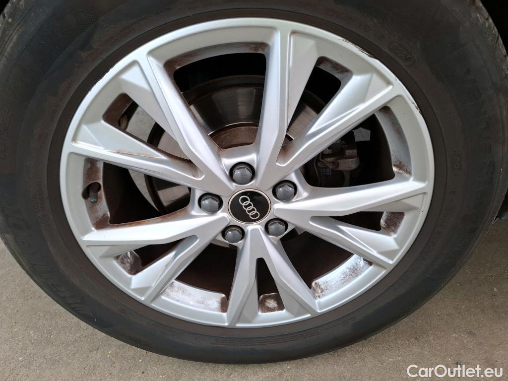  Audi  Q3 AUDI  / 2018 / 5P / SUV 35 TFSI 150 MHEV S TRONIC S LINE #26