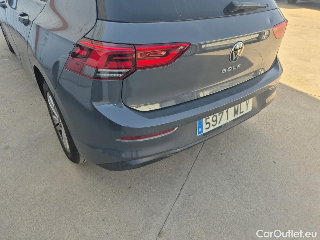  Volkswagen  Golf  VIII Berlina Life 2.0 TDI 115CV MT6 E6d #10
