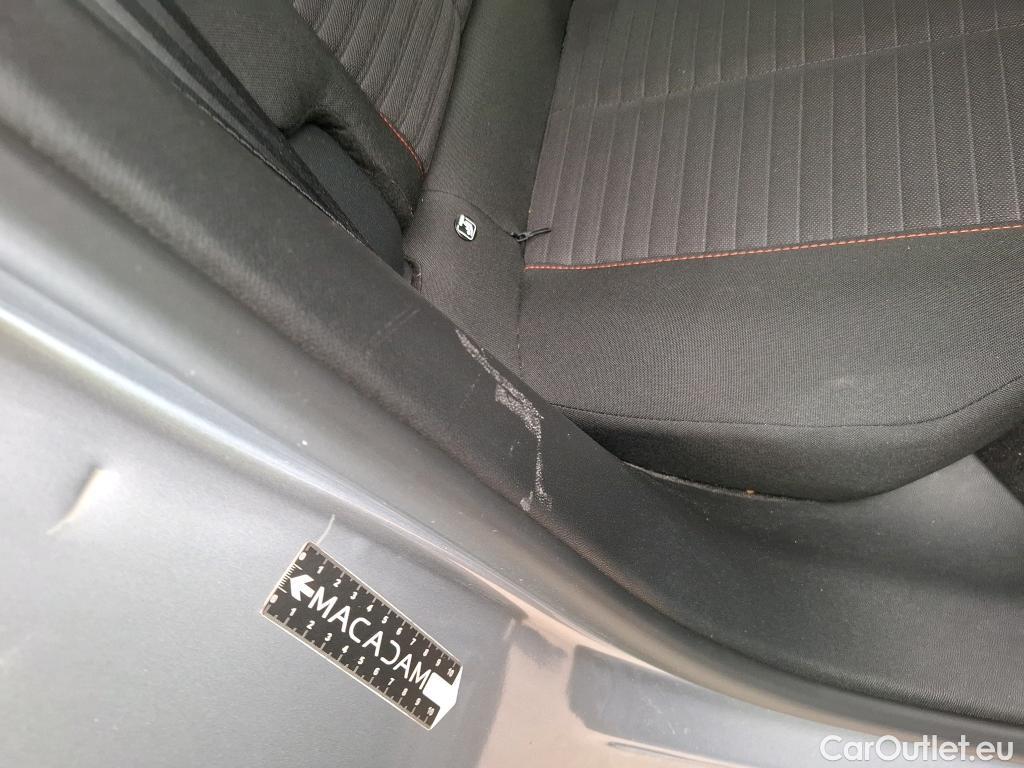  Peugeot  2008  Active Pack 1.2 PureTech 100CV BVM6 E6d #5