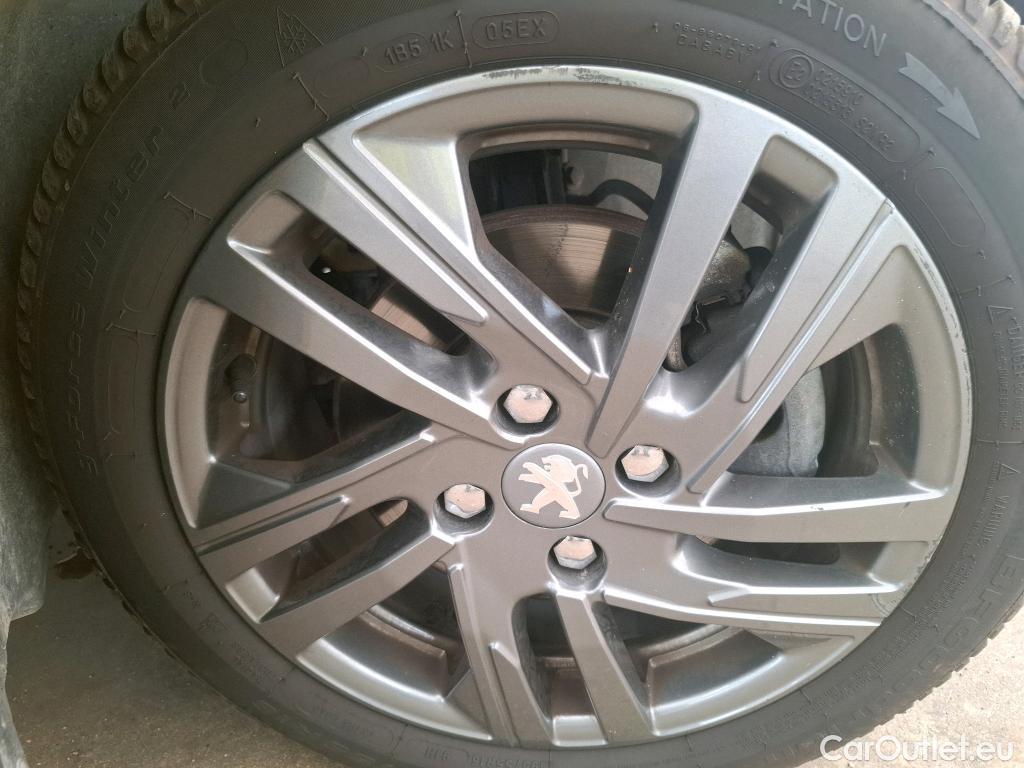  Peugeot  208  Style 1.2 PureTech 100CV BVA8 E6d #20