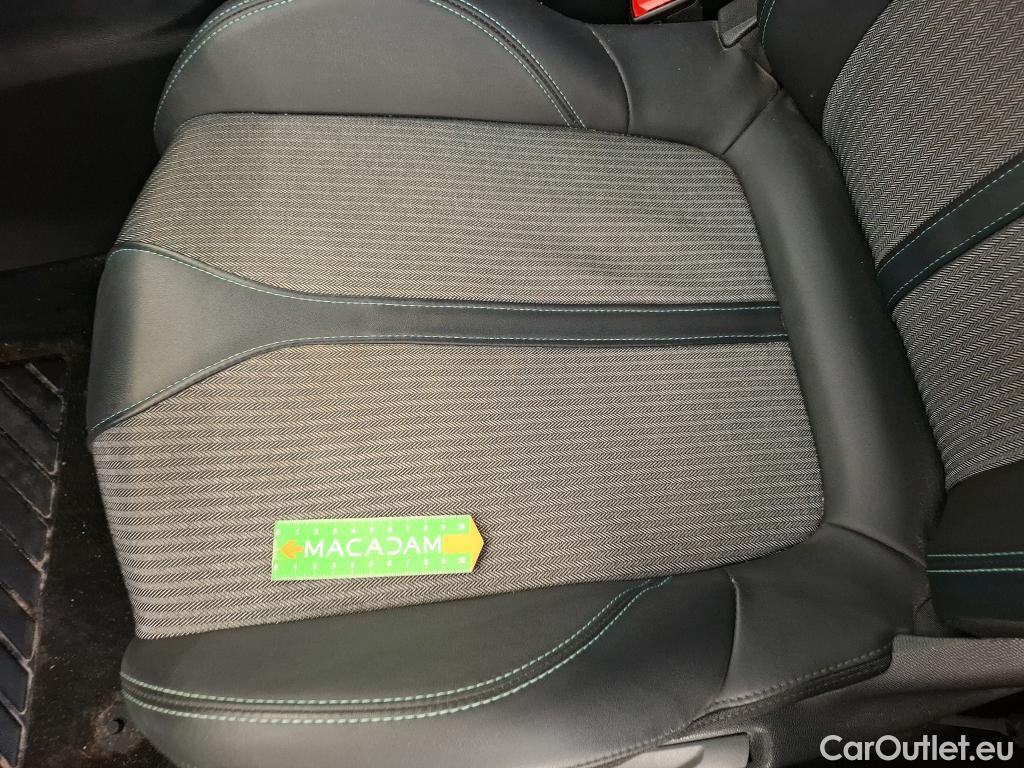  Peugeot  5008  Allure Pack 1.2 PureTech 130CV BVA8 7 Sieges E6d #82