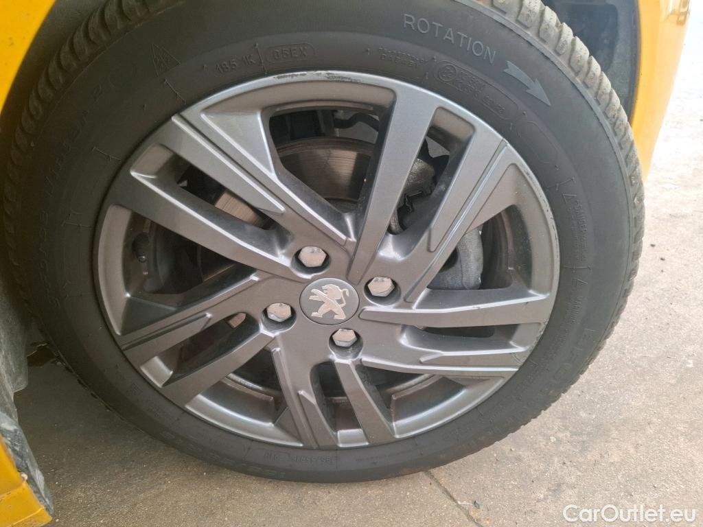  Peugeot  208  Style 1.2 PureTech 100CV BVA8 E6d #19