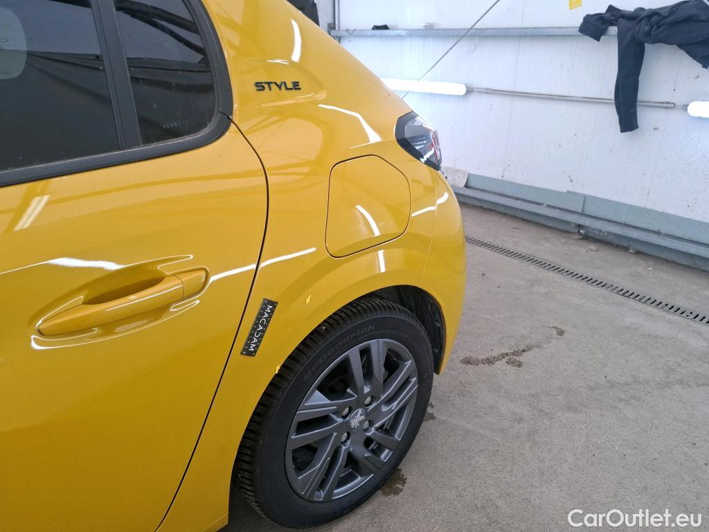  Peugeot  208  Style 1.2 PureTech 100CV BVA8 E6d #1