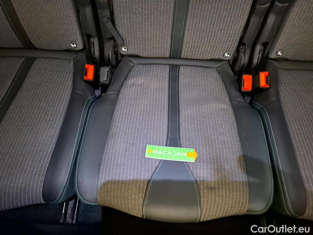  Peugeot  5008  Allure Pack 1.2 PureTech 130CV BVA8 7 Sieges E6d #84